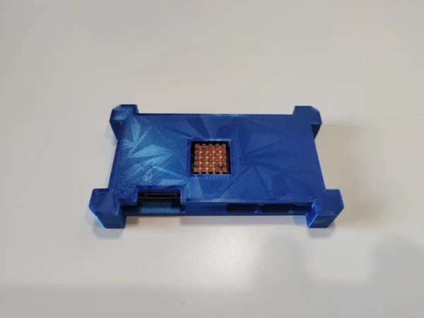 Obudowa Holo Blue do Raspberry Pi w wersji 1.3 - obrazek 6