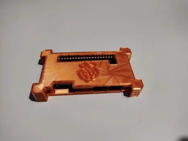Obudowa Holo Orange do Raspberry Pi w wersji 1.3