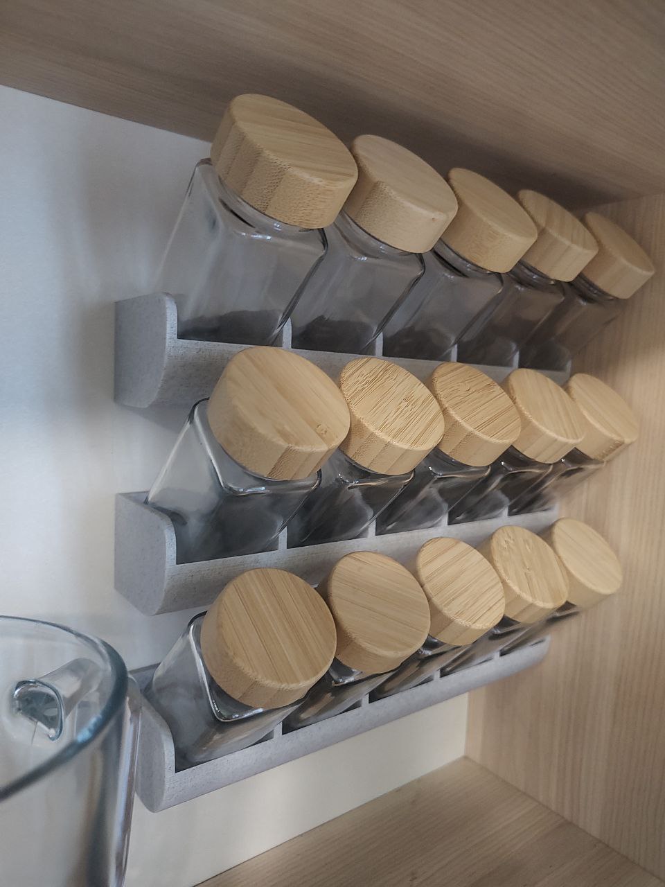 Wisząca półka na przyprawy do słoiczków Pepco z bambusową pokrywką - obrazek 6